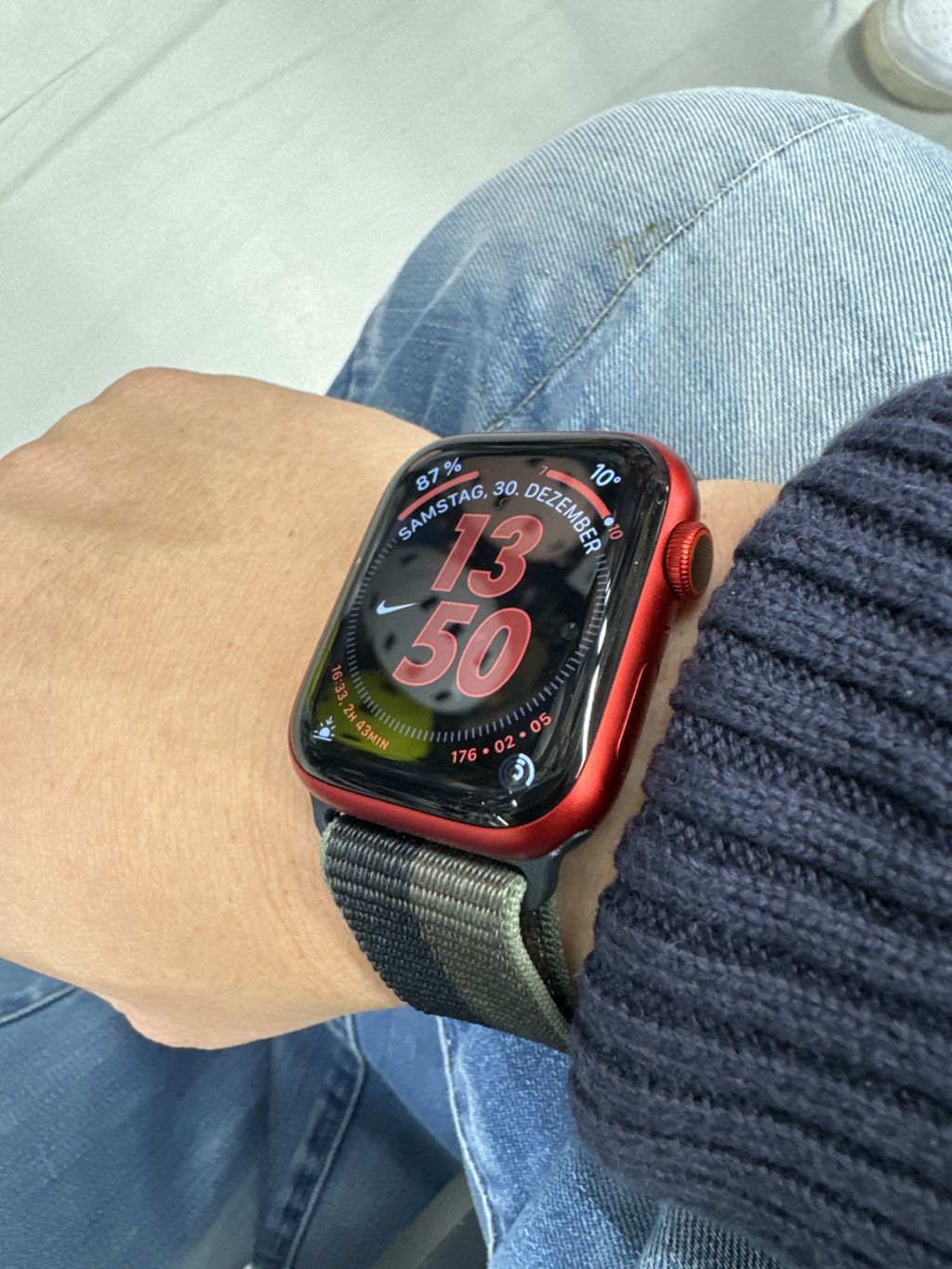 APPLE Watch Series 8 45mm GPS+Cellular Aluminium 140-220mm Armband  (PRODUCT)RED (MediaMarkt) | mydealz