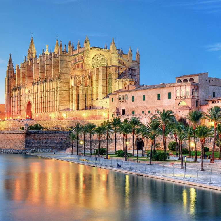 AIDA-Sommer Aktionsangebote z.B. Balkonkabine 7 Nächte Mediterrane Schätze ab Barcelona 699€ p.P. (Innen 599€ / Meerblick 649€)