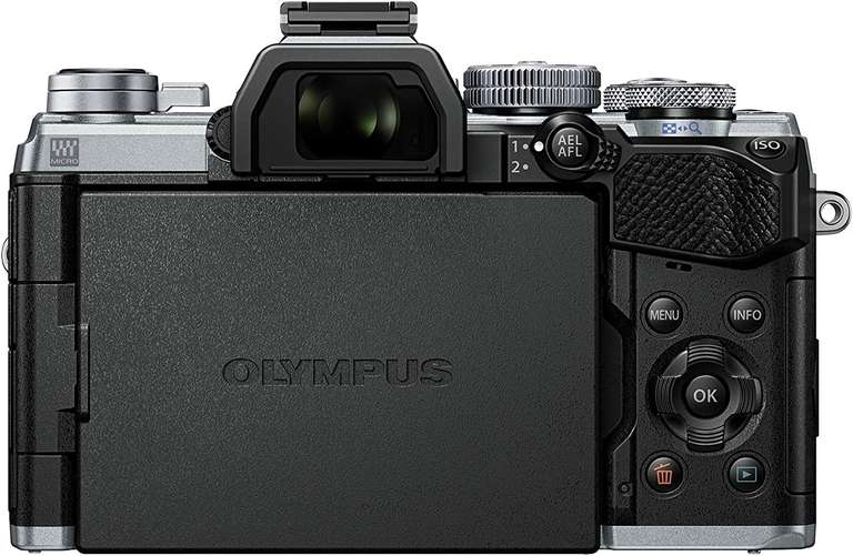 Bundle: Olympus OM-D E-M5 Mark III DSLM 12-45mm Pro Kit + M.Zuiko Digital 45mm F1.8 Objektiv (MFT, 20.4MP, UHD@30p, 5-Achsen-Stabilisator)