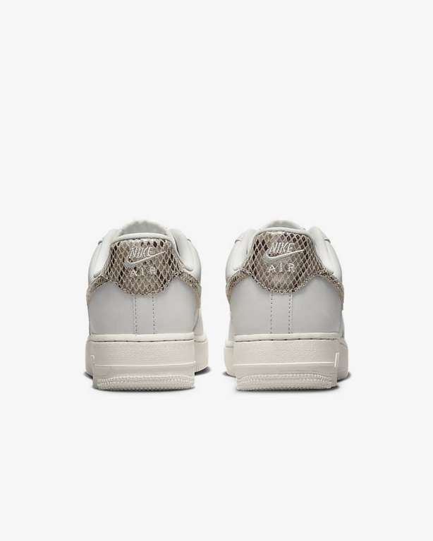 Nike Air Force Sneakers in Hellgrau 36,5 bis 44,5 Größen