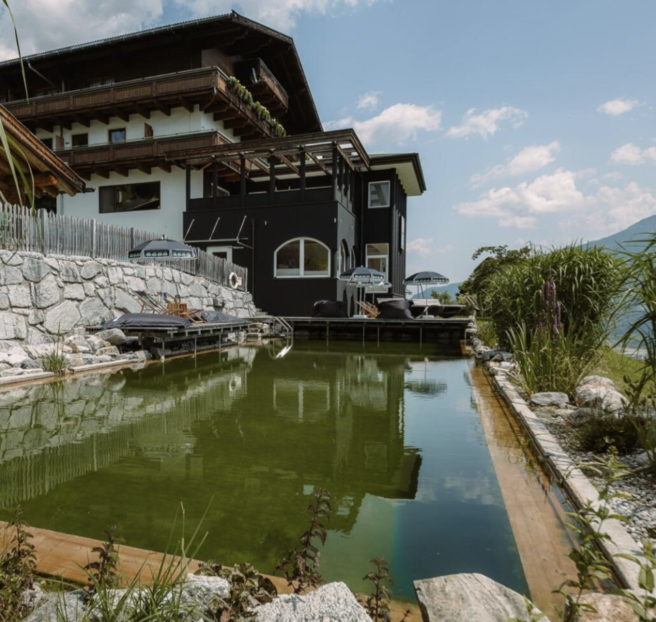 2 Nächte für 2 Pers. | Bergurlaub am Großvenediger: BergBaur inkl. Frühstück, Wellness, Naturbadeteich und Sommercard ab 276 €