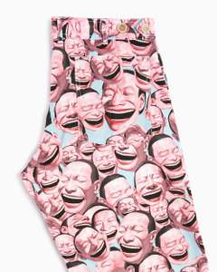 Comme des Garçons Shirt Men's Woven Pants 'Yue Minjun' mit Gesichter-Print (Gr. S - L) | Baumwolle 100%