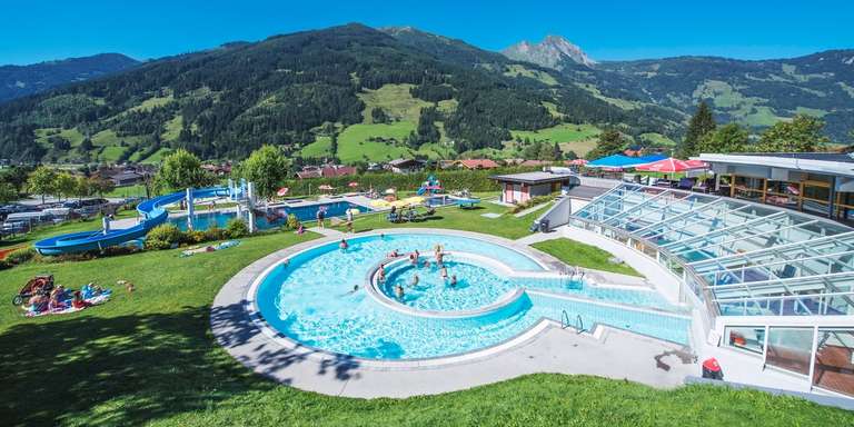Salzburger Land: ab 2 Nächte | Frühstück, Eintritt Solarbad & Sauna, Gastein Card, Tennis | smarthotel Dorfgastein | bis 3. September