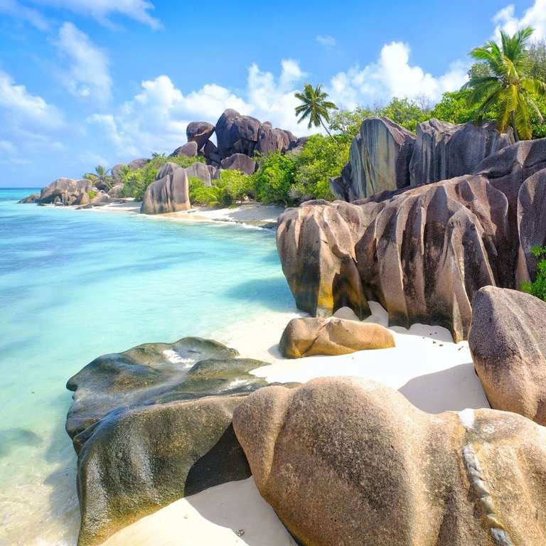 Flüge auf die Seychellen inkl. Gepäck hin und zurück mit Etihad von Brüssel (Mai - Jun) ab 498€