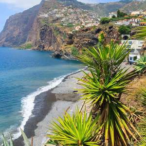 Flüge: Funchal, Madeira [Mai] Hin- & Rückflug ab Brüssel-Charleroi nonstop mit Ryanair ab 38€