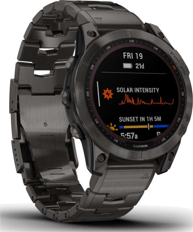FĒNIX 7 SAPPHIRE SOLAR Titan Touchscreen Smartwatch mit DLC Titanarmband + zusätzlichem, schwarzen Silikonarmband