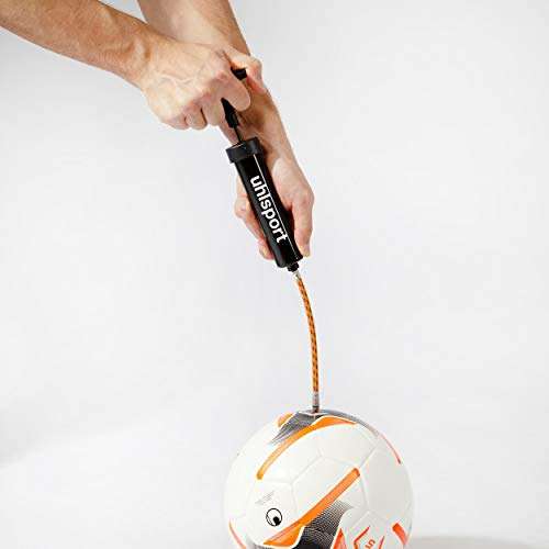 uhlsport Ballpumpe klein (6") für Fußball, Volleyball & Co., kompakte Luftpumpe flexible Verlängerung, ideal für unterwegs, Schwarz (Prime)