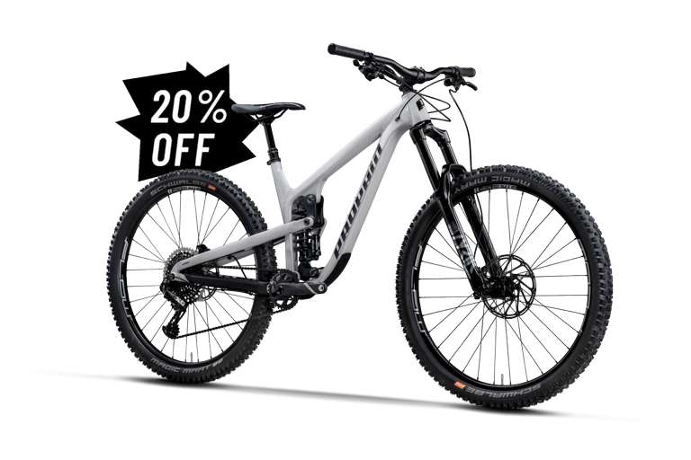 Propain Tyee CF/AL Enduro MTB im Sale 20% auf konfigurierbare Bikes und 25% auf Framesets