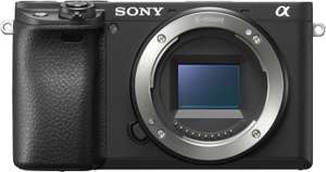 Sony Alpha 6400 Systemkamera + Sigma 18-50mm F2.8 DC DN Contemporary Objektiv für Sony E-Mount (APS-C) (inkl. 50€ Cashback = 989,20€)