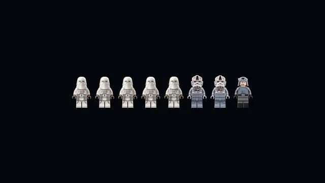 LEGO Star Wars - AT-AT (75313) für 635,40 Euro [Alza]