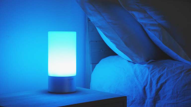 Aukey LT-T6 LED Lampe | 600lm | 3000K - 6500K | Touchsteuerung | RGB | Dimmbar (3 Helligkeitsstufen) | ⌀ 9,9cm x 21,2cm
