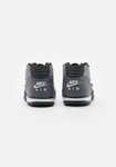 Nike AIR TRAINER 1 in 2 Farbkombinationen: black/white/dark grey/cool grey & white/black (Gr. 38,5-48,5)
