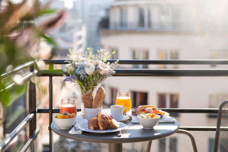 Paris: 1 Nacht im 4 Sterne Hôtel Yllen Eiffel inklusive Frühstück für 130€ pro Nacht (2 Pers.) | Glas Wein p.P. und Aufenthalt | Dez. - Apr.