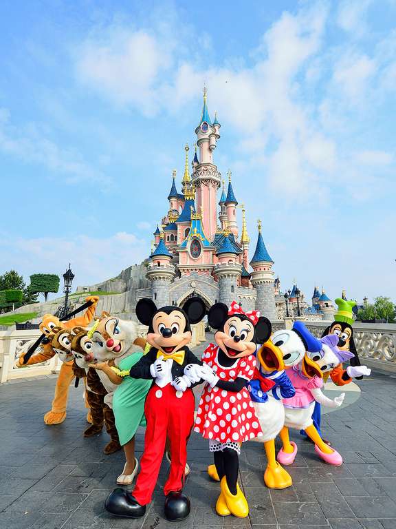 Disneyland Paris: 2 Übernachtungen für 2P & 3 Tage Eintritt für Disneyland Park & Walt Disney Studios + Special Event (08.-10. Februar 2024)