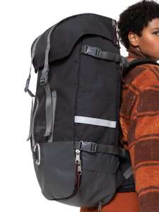 EASTPAK Out Pack Bag Out Black Wander-Rucksack | 68 x 30 x 20 cm | 62.5 L | Laptopfach