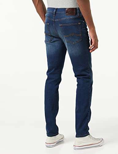 MUSTANG Herren Tramper Tapered Fit Jeans in verschiedenen Größen