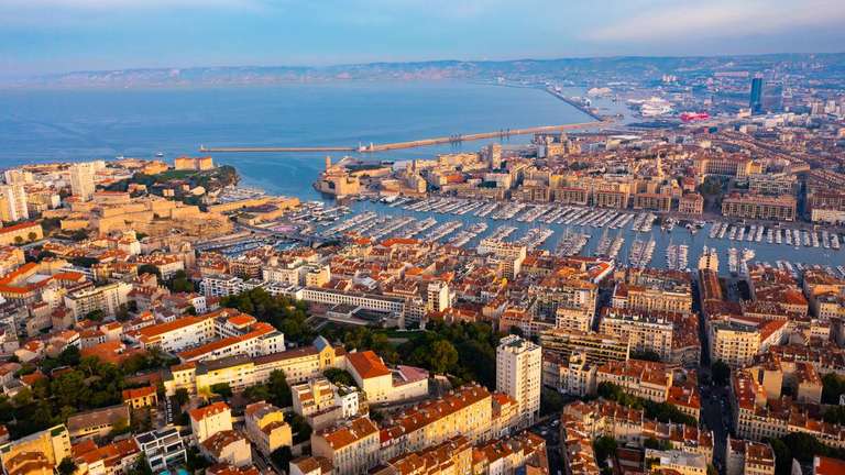 Marseille, Frankreich: Kostenloser Eintritt in alle 15 städtischen Schwimmbäder bis Ende der derzeitigen Hitzewelle (ab 19.07.)