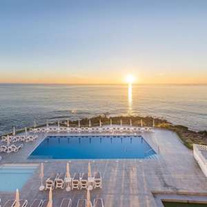Mallorca: 4*Hotel Atolon, Cala Bona inkl. Halbpension | z.B. 7 Nächte | Reisedauer flexibel | ab 269 € p.P. | mit Flug ab 412€