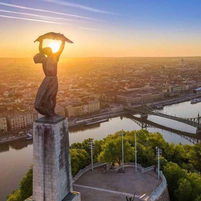 Budapest (Ungarn): Hin- und Rückflug von Berlin ab 10,45€