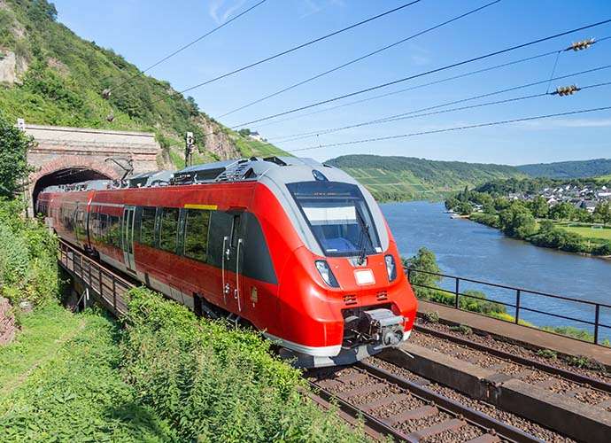 [LOKAL Bayern] Einserschüler dürfen am 31.07. kostenlos Bahn (Nahverkehr) fahren