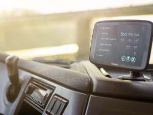TomTom Go Professional 520EU Navigationssystem für große Fahrzeuge, PKWs und Busse