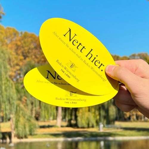 THE LÄND "Nett hier" Sticker wieder verfügbar