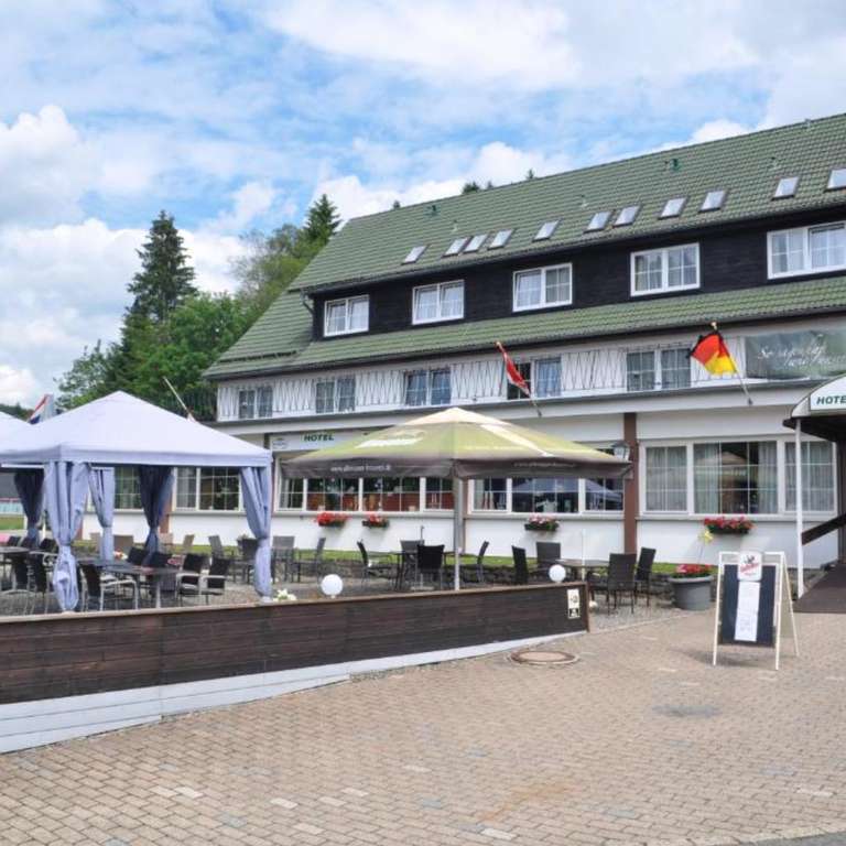 Harz: Doppelzimmer inkl. Frühstück | Hotel Engel Altenau | Juli - September | 79,18€ für 2 Personen