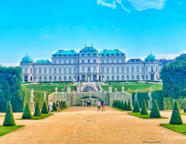 Österreich: Hin und Rückflug von Dortmund nach Wien für 14€ (August)
