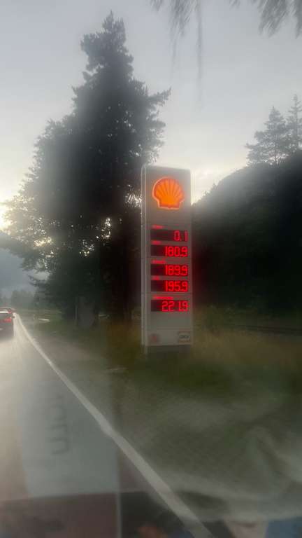 [Lokal Garmisch Richtung österreichische Grenze]10 Cent Autogas Tanken bei Shell