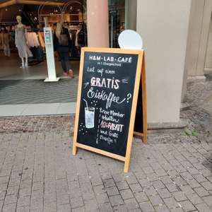 [Heidelberg] Gratis Eiskaffee für neue H&M Member (+10% Rabatt)