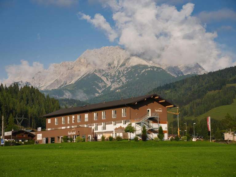 Tirol: z.B. 4 Nächte | Fairhotel Hochfilzen inkl. Frühstück & Wellness ab 308,20€ für 2 Personen | 2 Nächte 209€ | auch im Sommer