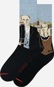 [About You] MuseARTa - Socken mit verschiedenen Kunst-Motivprints, z.B. MuseARTa Goethe, Hilma af Klint oder Grant Wood