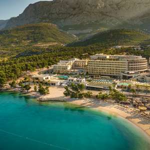Makarska, Kroatien: 4 Nächte | 5* Aminess Khalani Beach Resort inkl. Halbpension & Wellness | Deluxe-Doppelzimmer zur Meerseite mit Balkon