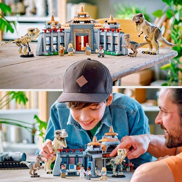 LEGO 76961 Jurassic World Angriff des T. Rex und Raptors auf das Besucherzentrum (Alternate)