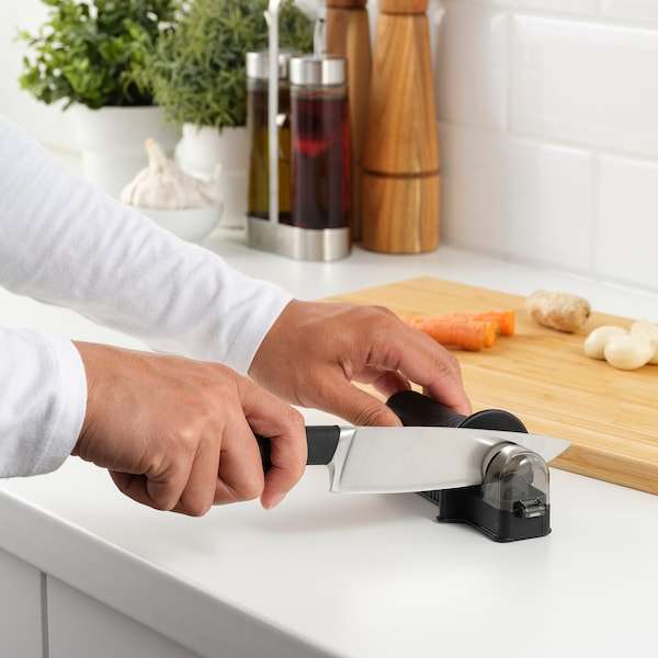 (Gegendeal :-) ) IKEA Messerschärfer ASPEKT - baugleich Fiskars Messerschleifer ROLL-SHARP für 5,99 (OFFLINE)