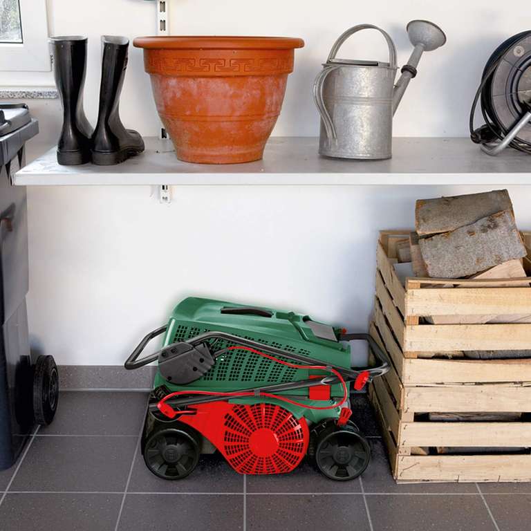 Bosch Home and Garden Elektro Rasenlüfter UniversalRake 900 (900 W, Arbeitsbreite: 32 cm, Fassungsvermögen der Fangbox: 50 l)