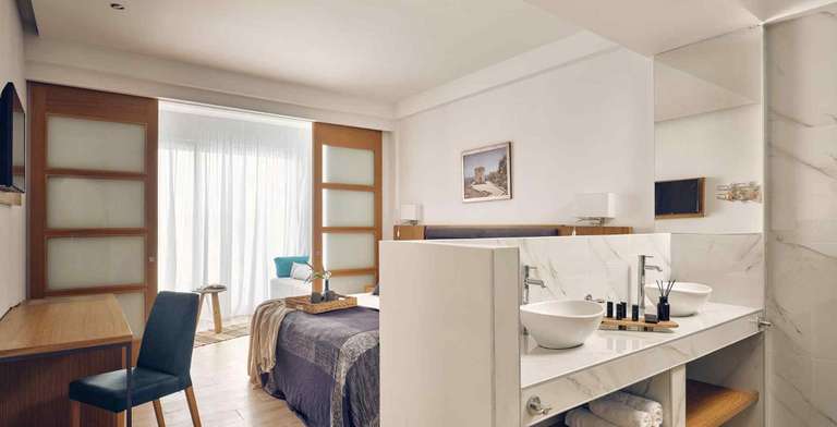Zakynthos: Deluxe Suite mit Private Pool & All Inclusive | 5* Cavo Orient Beach Hotel & Suites | 1240€ zu Zweit z.B. Oktober | Hotel only