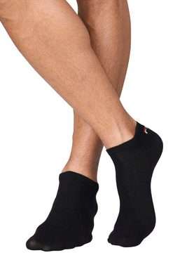 [Otto UP+] Angebot des Tages: Fila Sneakersocken (6-Paar) mit eingestricktem Logo | 75% Baumwolle, in schwarz, weiß oder grau, Gr. 35 - 46)