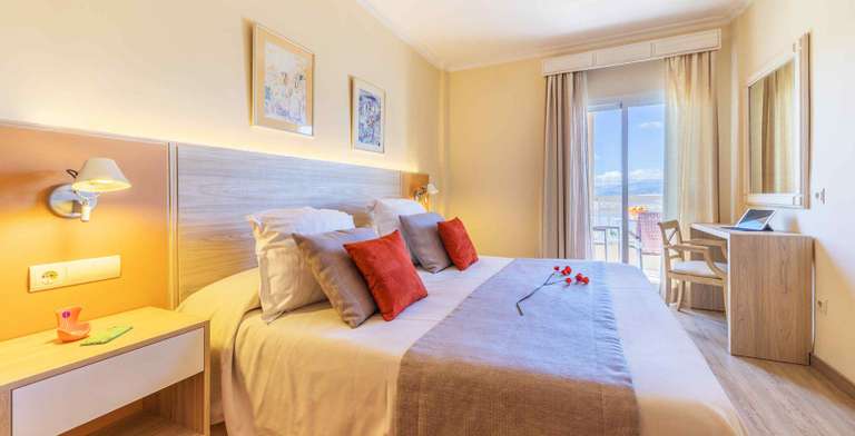 Mallorca: z.B. 7 Nächte inkl. Halbpension im 4* Viva Blue & Spa | Hotel only | Apartment mit 1 Schlafzimmer