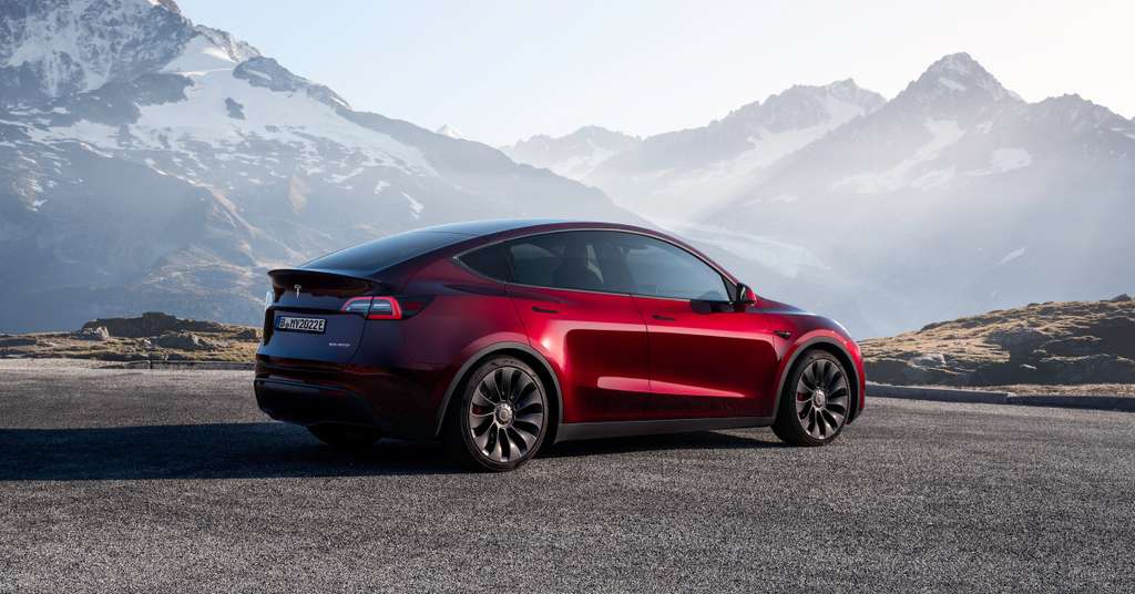 Besteller sollen Tesla Model Y in Grünheide abholen >