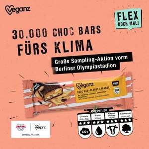 GRATIS: Veganz verteilt 30.000 Veganz Choc Bar Peanut Caramel Riegel vor dem Berliner Olympiastadion  
