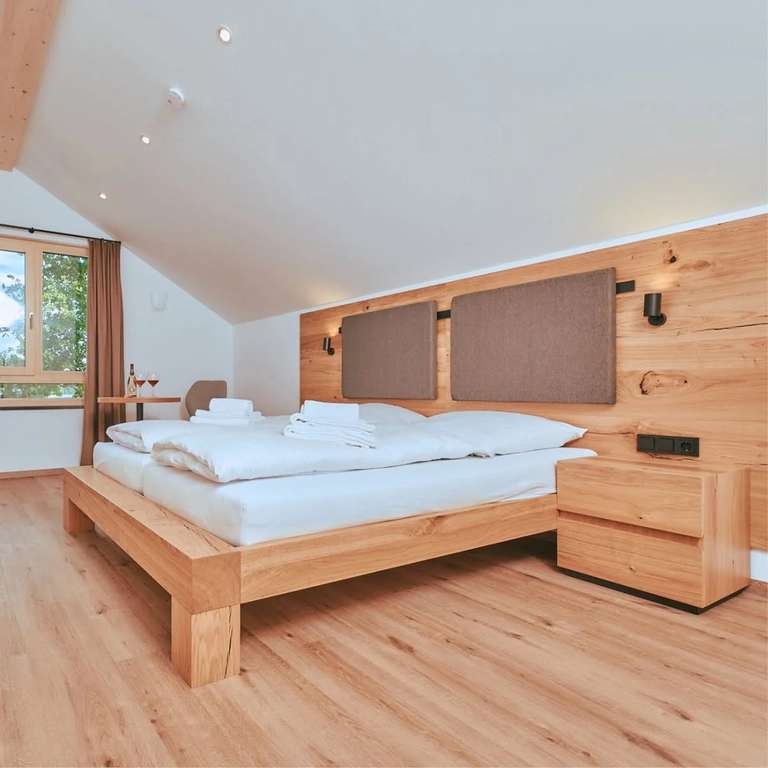 [Seechalet] 114,50€ (statt 229€) pro Nacht für bis zu 4 Personen mit eigener Sauna in Steinberg am See (Regensburg), +99,00€ Endreinigung