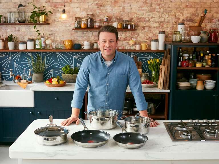 Tefal Jamie Oliver Pfannen-Set Cook' Smart für 64,99€ + 5,95€ VSK (20, 24 & 28 cm, Für alle Herdarten)