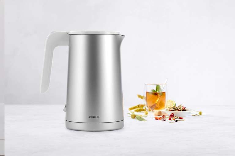 ZWILLING ENFINIGY Wasserkocher 1 l Edelstahl-Kalkfilter, 1850W – 31,37€ bei Amazon