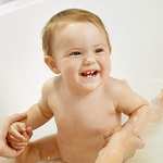 (Prime Sparabo 5%) WELEDA Bio Calendula Baby Waschlotion & Shampoo, veganes Naturkosmetik Duschgel, Neugeborenen-Haut-/Haarpflege, 1x 200ml