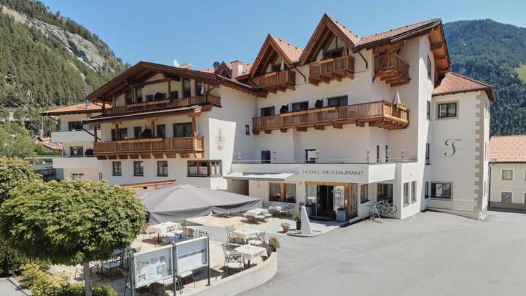 Tirol: ab 2 Nächte | 4* Hotel Traube Pfunds | Frühstück, 1x 3-Gang-Dinner & Wellness mit beheiztem Outdoor-Pool ab 286,80€ zu Zweit