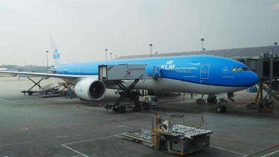 Flug von Brüssel Midi über Amsterdam/Paris nach Tel Aviv mit B777 von KLM oder A350 von Air France