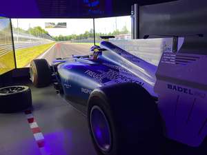 Full Motion Formel 1 Simulator; 25% Rabatt auf erste Stunde