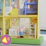 Hasbro Peppa Pig Adventures Tag- und Nacht-Haus, Spielhaus mit Sprache, Licht und Geräuschen, 3 Figuren, 13 Accessoires (Amazon/Müller)