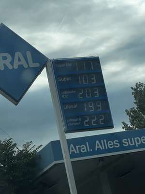 Super für 1,03€ @Aral Tankstelle Karlsruhe